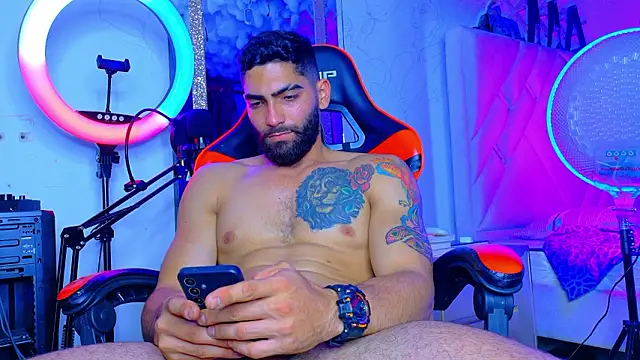 Snapshot of Rich_boy01 chatting on 03.13.26 Rich boy01 online show from 03.13.26