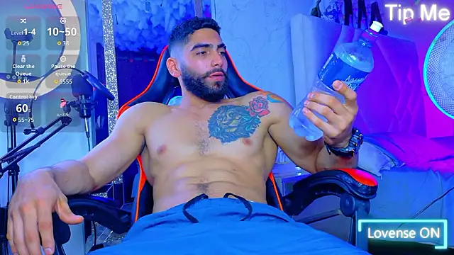 Snapshot of Rich_boy01 chatting on 03.21.26 Rich boy01 online show from 03.21.26