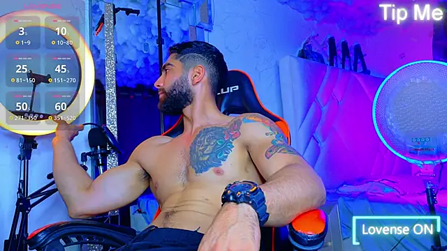 Snapshot of Rich_boy01 chatting on 03.27.26 Rich boy01 online show from 03.27.26