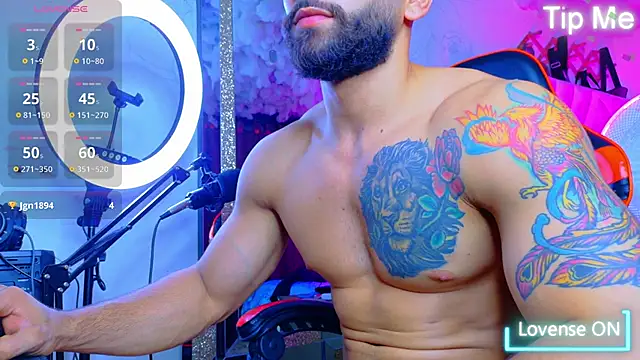 Snapshot of Rich_boy01 chatting on 04.16.26 Rich boy01 online show from 04.16.26