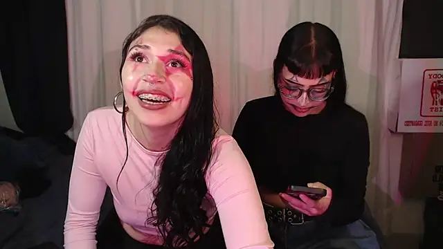 Snapshot of Zowi_Hottiee chatting on 10.25.25 Zowi Hottiee online show from 10.25.25