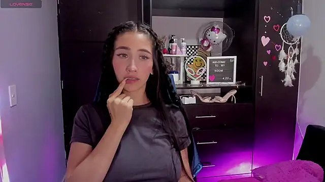 Emilytafur online show from 01.16.26