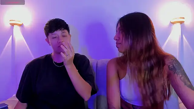 Snapshot of violet_casper_ chatting on 11.10.25 violet casper online show from 11.10.25