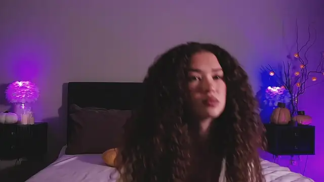 Denise Garciia online show from 11.14.25