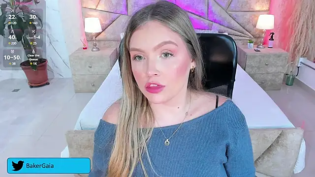 Snapshot of GaiaBaker chatting on 01.12.25 GaiaBaker online show from 01.12.25