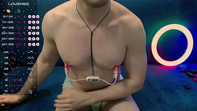 Snapshot of sasha_nik chatting on 10.29.25 sasha nik online show from 10.29.25