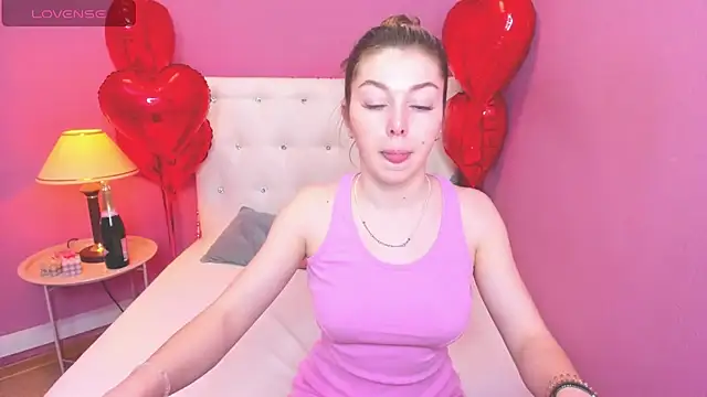 MollyMeltorr online show from 02.11.25