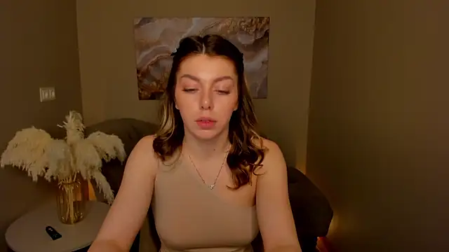 MollyMeltorr online show from 02.02.26