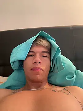 Snapshot of Logan_smith1 chatting on 02.01.25 Logan smith1 online show from 02.01.25