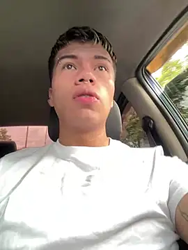 Snapshot of Logan_smith1 chatting on 03.19.25 Logan smith1 online show from 03.19.25