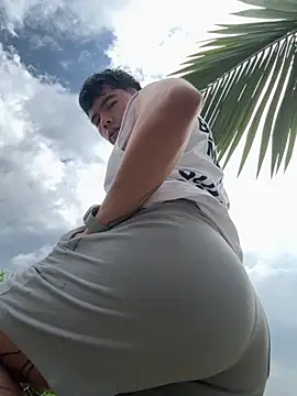 Snapshot of Logan_smith1 chatting on 09.13.25 Logan smith1 online show from 09.13.25