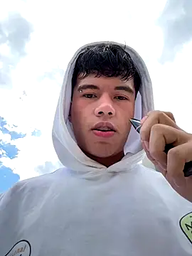 Snapshot of Logan_smith1 chatting on 09.14.25 Logan smith1 online show from 09.14.25