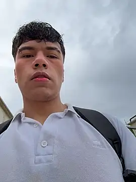 Snapshot of Logan_smith1 chatting on 10.08.25 Logan smith1 online show from 10.08.25