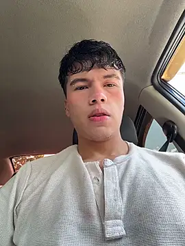 Snapshot of Logan_smith1 chatting on 10.15.25 Logan smith1 online show from 10.15.25