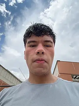 Snapshot of Logan_smith1 chatting on 11.01.25 Logan smith1 online show from 11.01.25