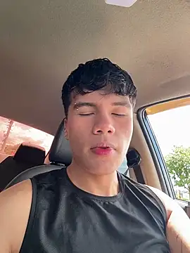 Snapshot of Logan_smith1 chatting on 12.03.25 Logan smith1 online show from 12.03.25