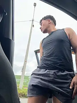 Snapshot of Logan_smith1 chatting on 12.20.25 Logan smith1 online show from 12.20.25