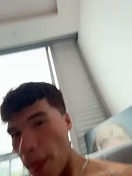 Snapshot of Logan_smith1 chatting on 01.10.26 Logan smith1 online show from 01.10.26