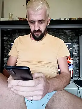 Snapshot of GrofLicno chatting on 02.11.26 GrofLicno online show from 02.11.26