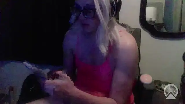 sexyblondetrans online show from 02.15.26