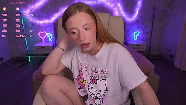 SilverrMoon online show from 02.24.25