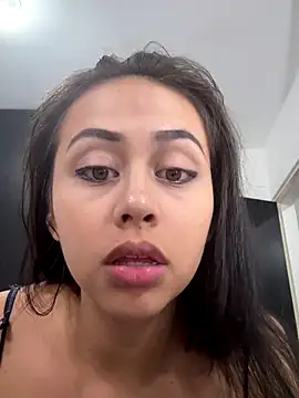 Snapshot of iiris_ chatting on 11.06.25 iiris online show from 11.06.25