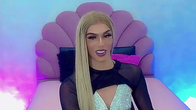 Snapshot of briana_sex32 chatting on 01.10.25 briana sex32 online show from 01.10.25