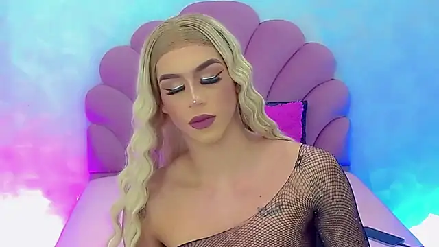 Snapshot of briana_sex32 chatting on 01.14.25 briana sex32 online show from 01.14.25