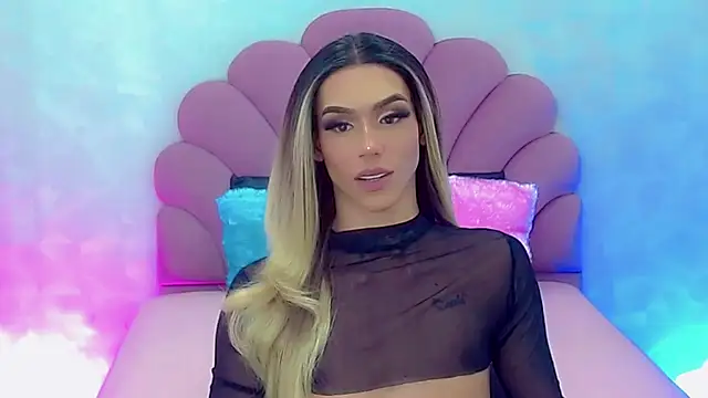 Snapshot of briana_sex32 chatting on 01.22.25 briana sex32 online show from 01.22.25