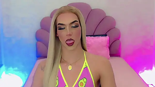 Snapshot of briana_sex32 chatting on 02.02.25 briana sex32 online show from 02.02.25