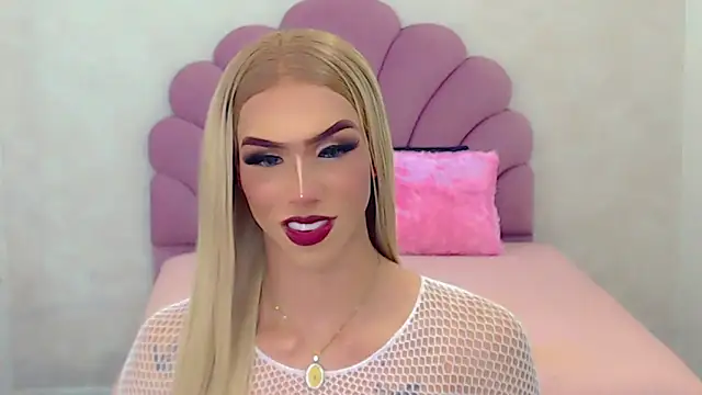 Snapshot of briana_sex32 chatting on 02.06.25 briana sex32 online show from 02.06.25