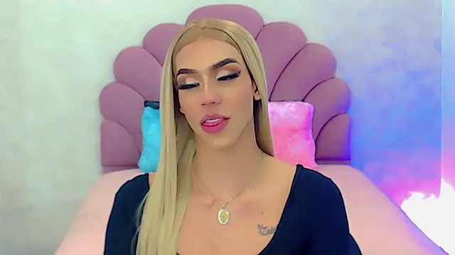 Snapshot of briana_sex32 chatting on 02.09.25 briana sex32 online show from 02.09.25