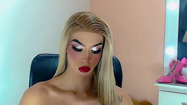 Snapshot of briana_sex32 chatting on 11.13.25 briana sex32 online show from 11.13.25