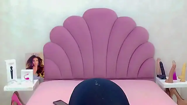 briana sex32 online show from 02.15.26