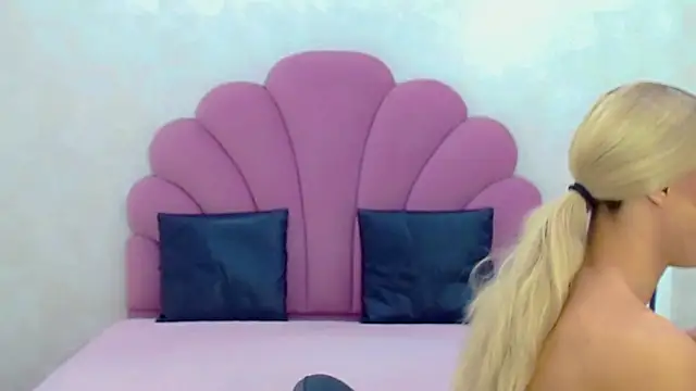 briana sex32 online show from 03.21.26