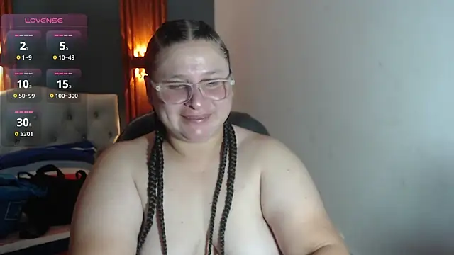 Snapshot of katty_femdom chatting on 06.15.26 katty femdom online show from 06.15.26