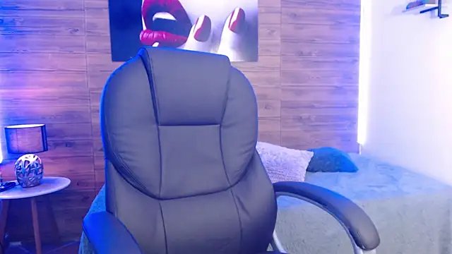 Snapshot of jhoellx chatting on 01.16.25 jhoellx online show from 01.16.25