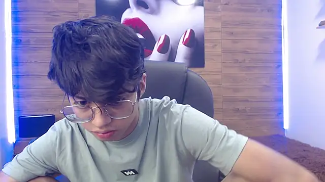 Snapshot of jhoellx chatting on 03.06.25 jhoellx online show from 03.06.25