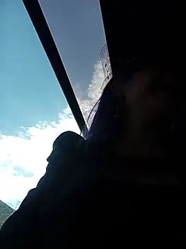 sophie banger online show from 09.30.25