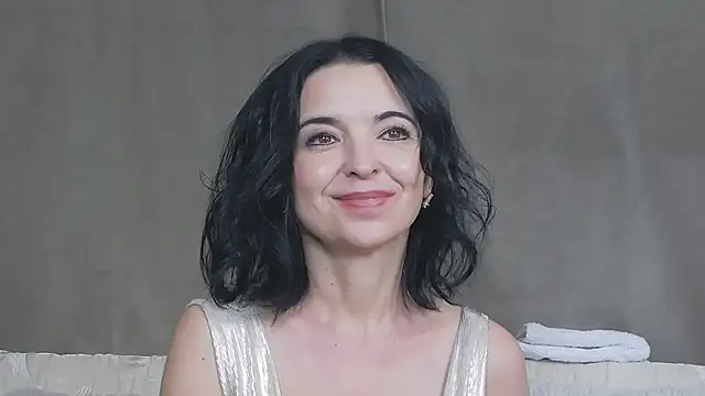 Snapshot of Ortensialady76 chatting on 01.01.25 Ortensialady76 online show from 01.01.25