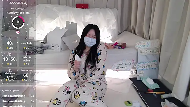 2hyun online show from 03.11.25