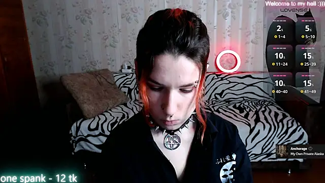 Snapshot of Miya_Wey_ chatting on 02.02.25 Miya Wey online show from 02.02.25