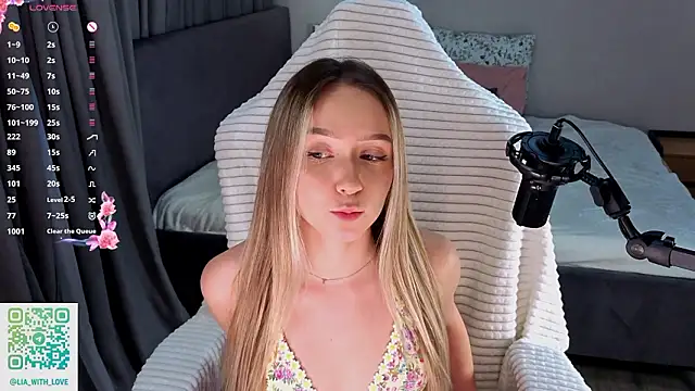 HollisBeckett online show from 02.09.26