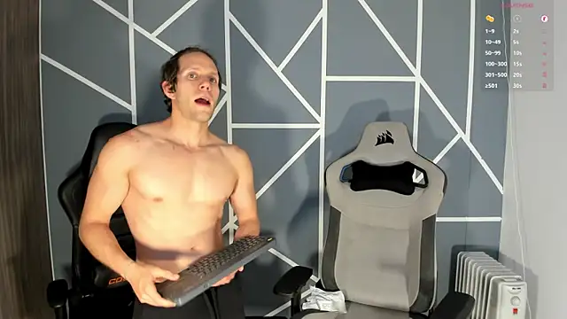 Snapshot of ianandjosephx chatting on 12.04.24 ianandjosephx online show from 12.04.24