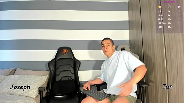 Snapshot of ianandjosephx chatting on 10.12.25 ianandjosephx online show from 10.12.25