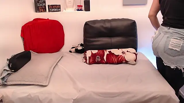 eva twiss online show from 03.10.26