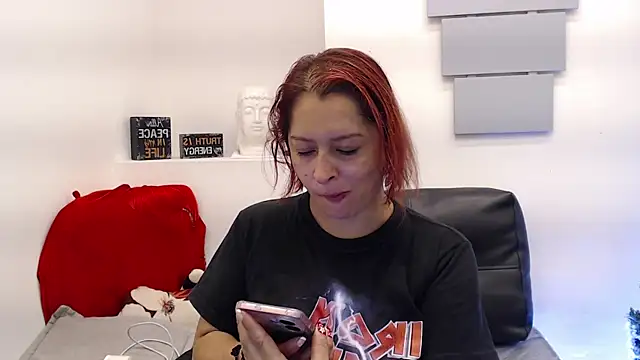 eva twiss online show from 03.25.26