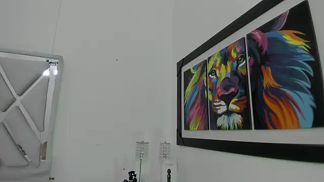 leslyylove online show from 03.18.25