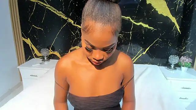 CarlieLyn online show from 01.15.26