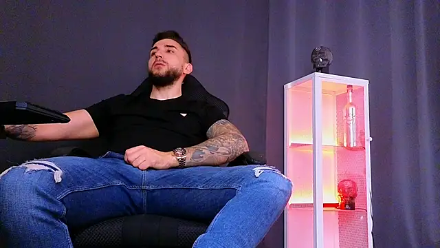 MightyAaron66 online show from 02.17.25